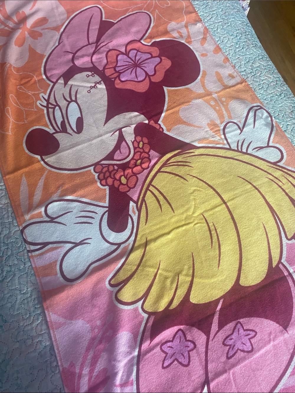 Disney's Minnie Mouse Hula Beach Towel